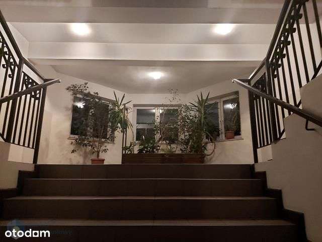 Czteropokojowe mieszkanie z balkonem!-13