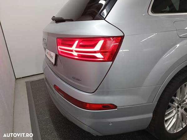 Audi Q7 3.0 TDI Quattro Tiptronic - 38