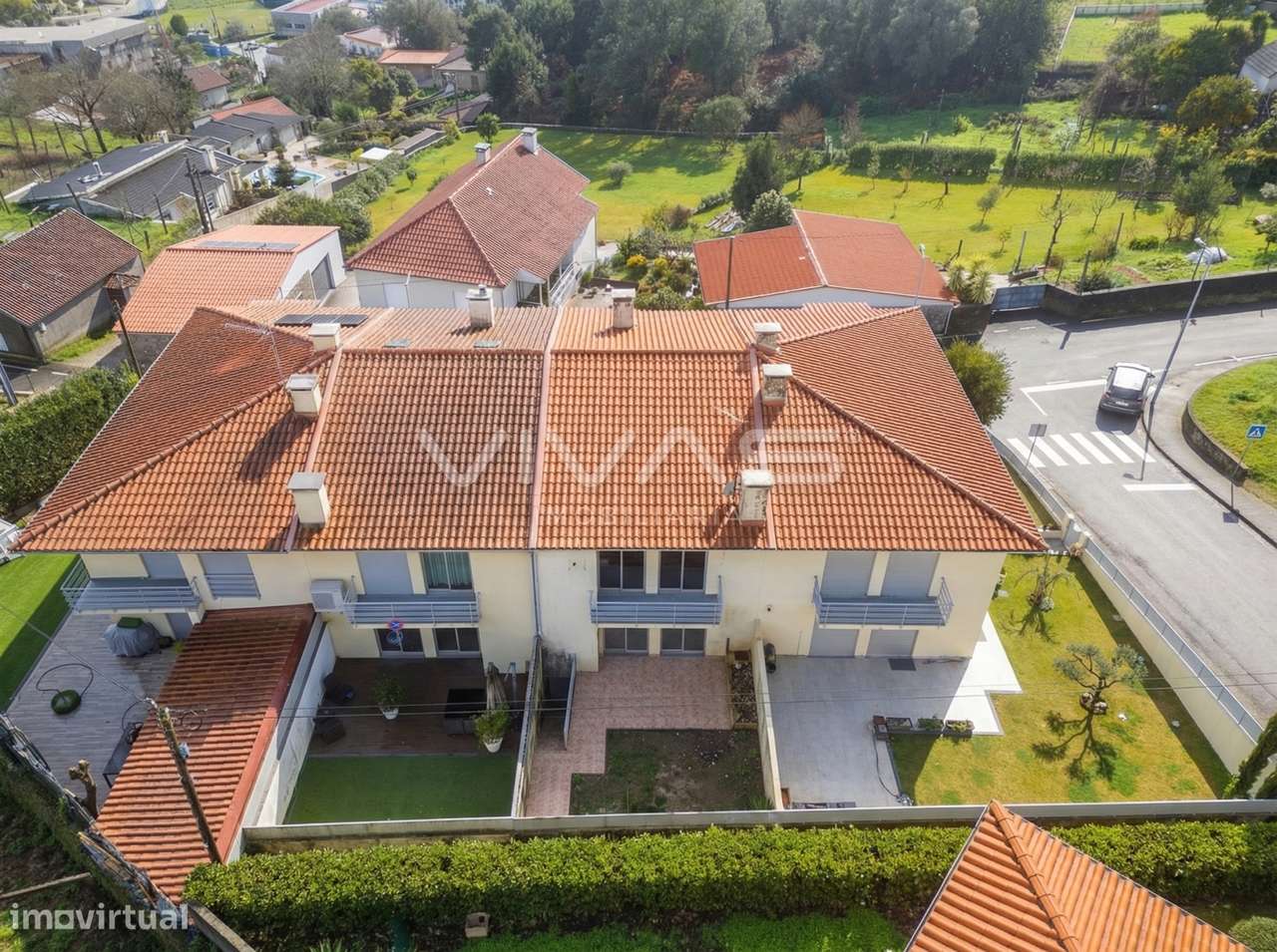 Moradia em Banda T3 Venda em Lage,Vila Verde - Grande imagem: 4/20