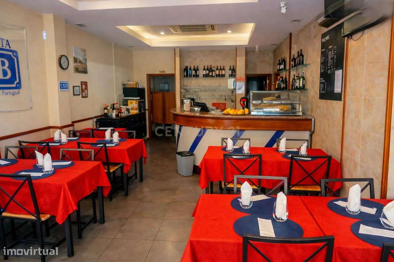 Resaurante Snack-Bar com Esplanada, em São Domingos de Benfica, Lisboa-0