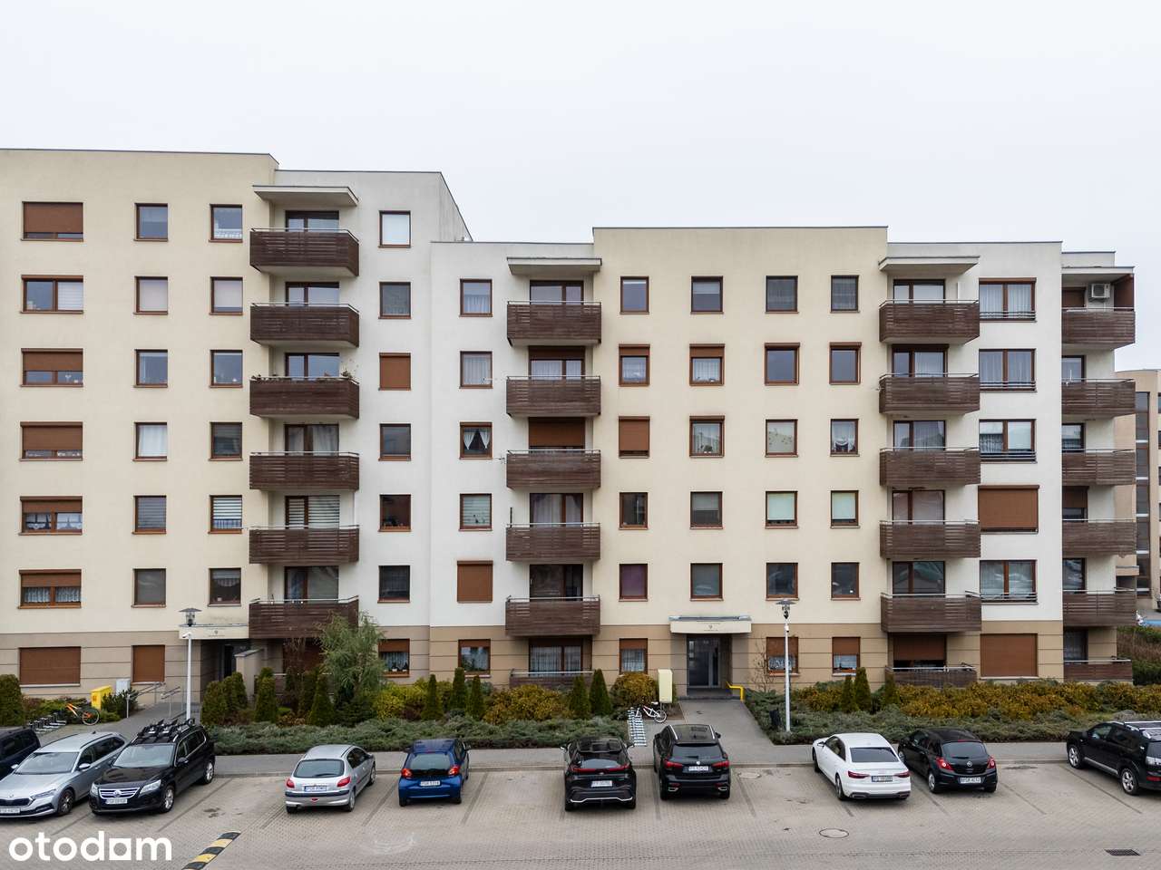 3pok./klimatyzacja/komórka lok./świeżo odmalowane/meble w cenie-0