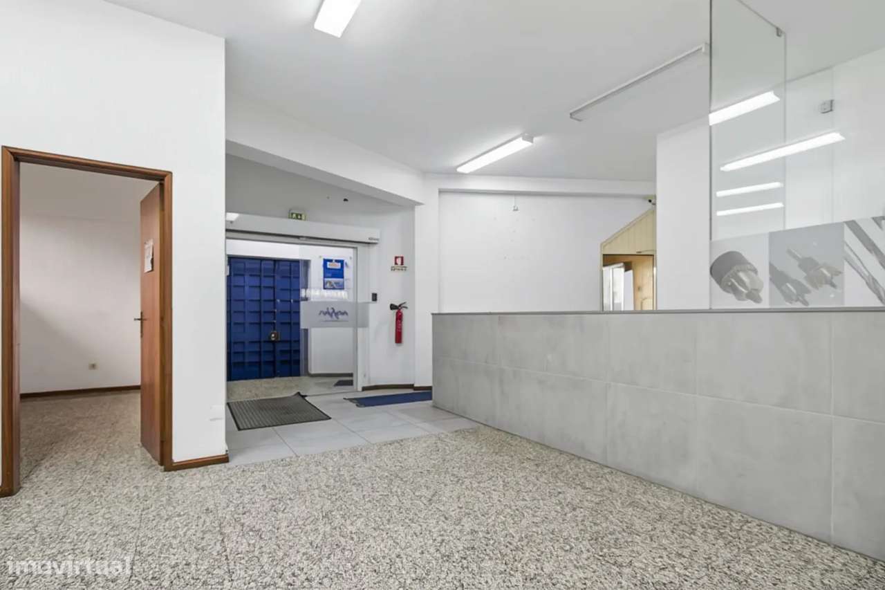 Armazém à venda em Rua do Barroco 208, Pedroso, Pedroso-0