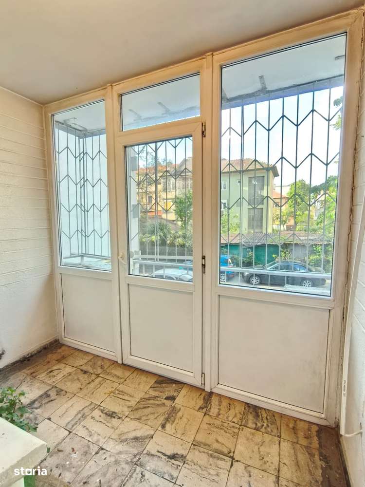 Apartament cu 4camere Parter Inalt-Punctele Cardinale-Medicina-Central-3