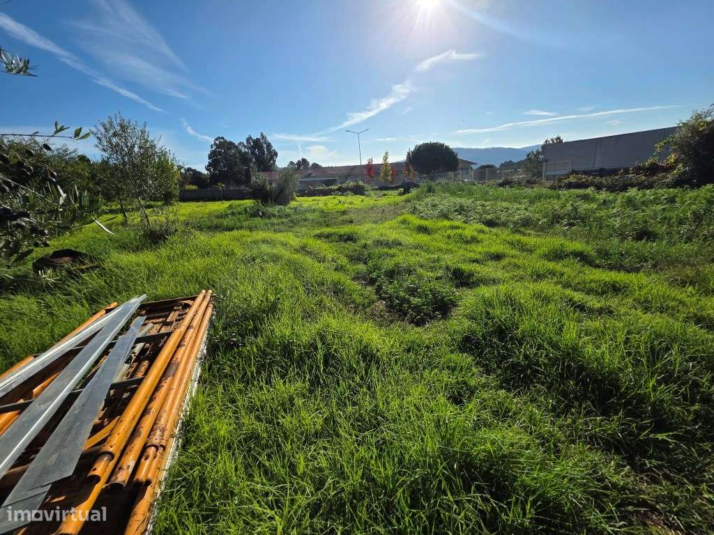 Terreno para construção com 908 m2-7
