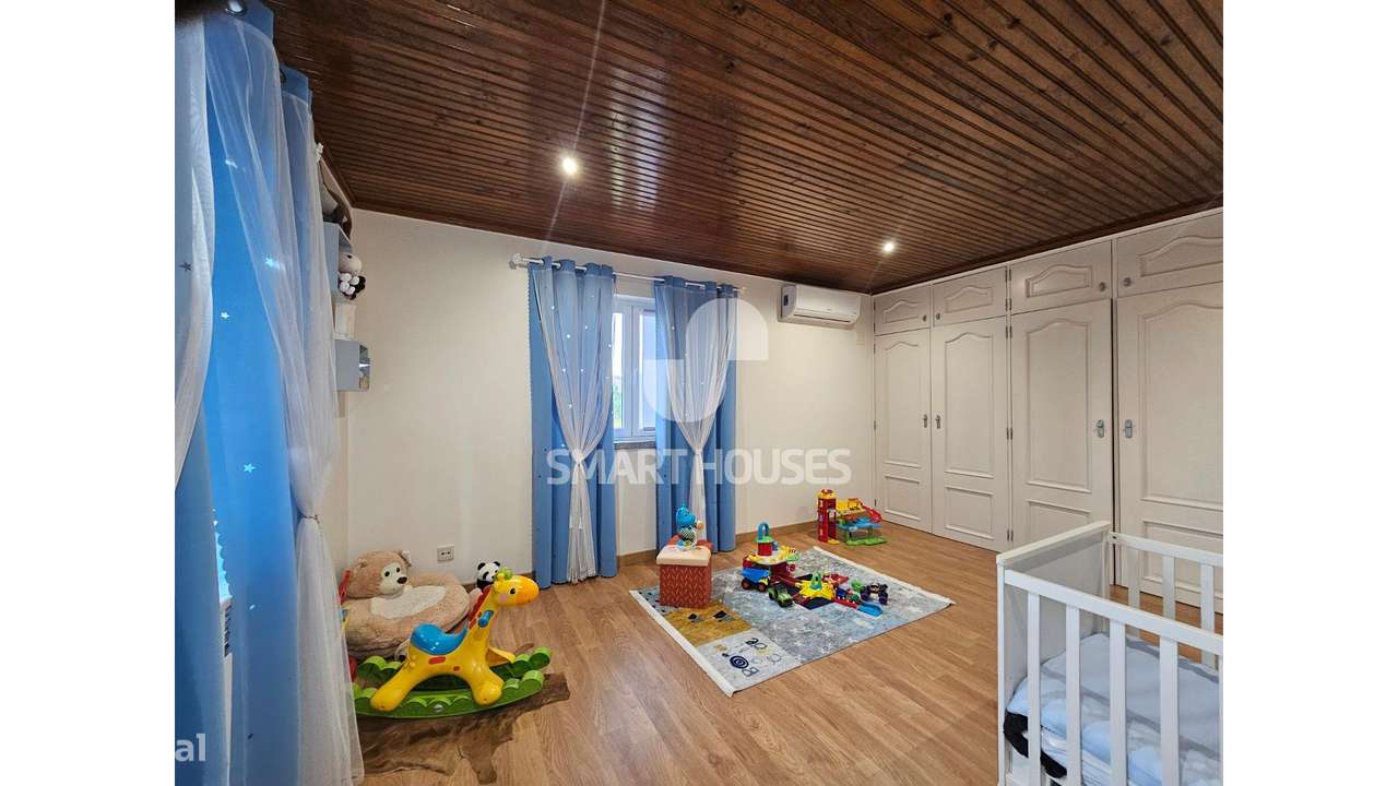 Moradia T4 Poços c/ terreno-26