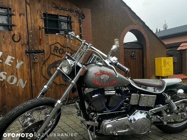 Harley-Davidson Dyna - 17
