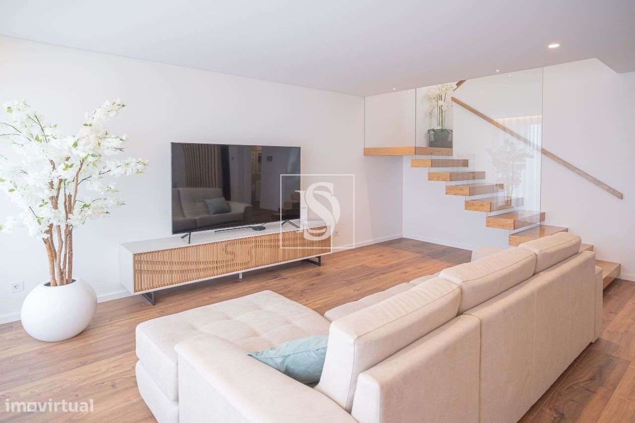 Moradia T4 com Piscina, próxima à Praia, em A Ver-o-Mar - Grande imagem: 5/20