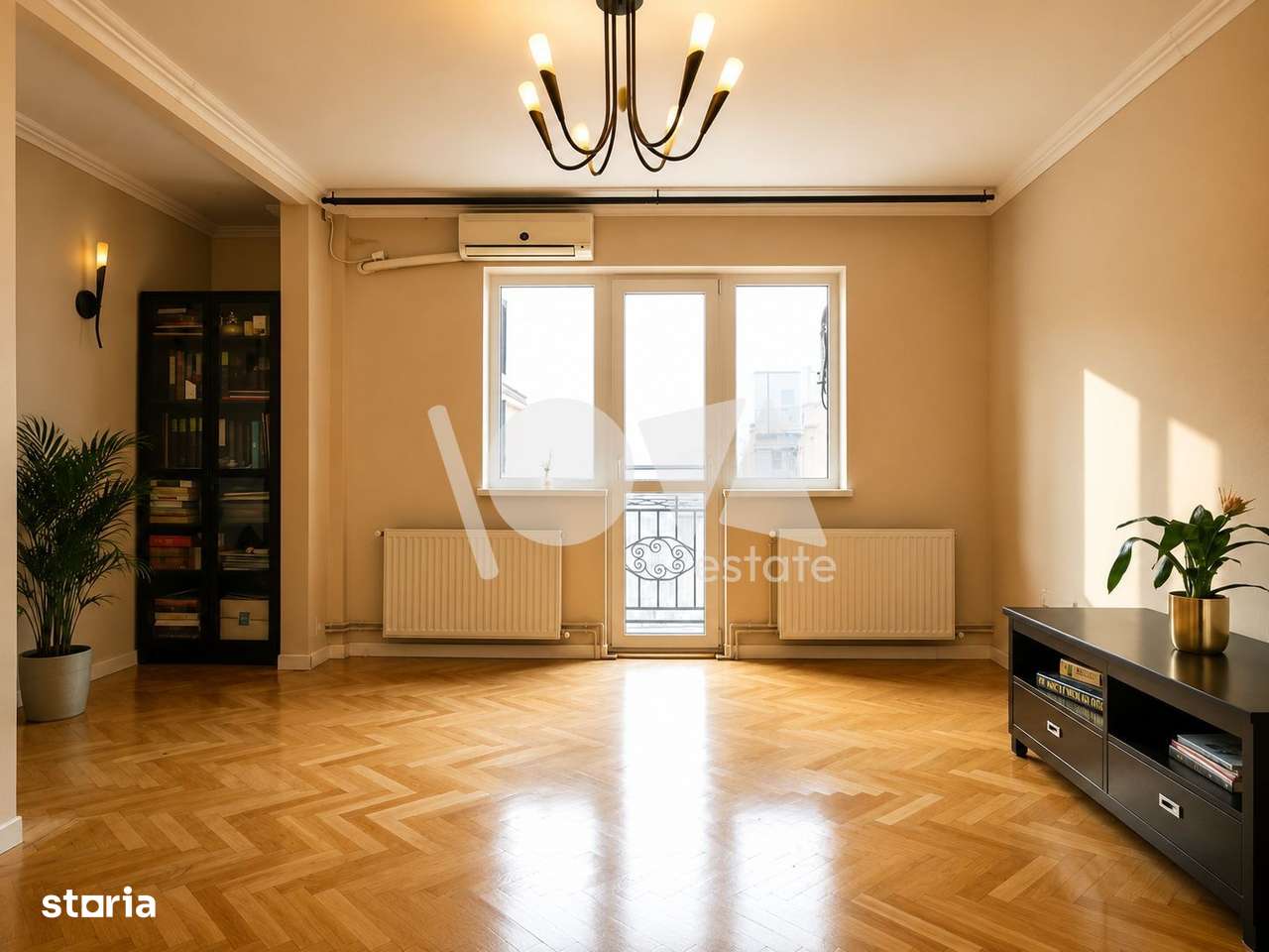 De vanzare: apartament 3 camere, 94 mp, mobilat utilat - Ultracentral