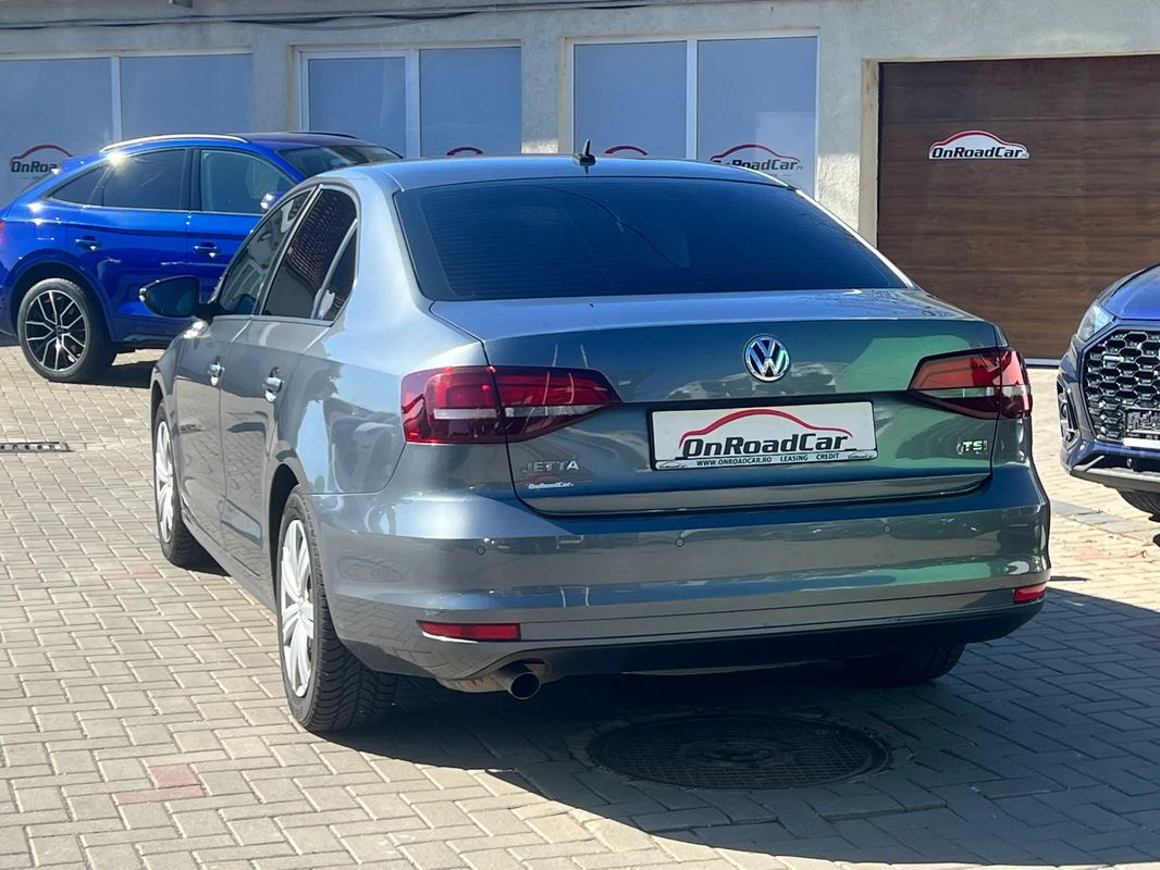Volkswagen Jetta 1.2 TSI Trendline - 15