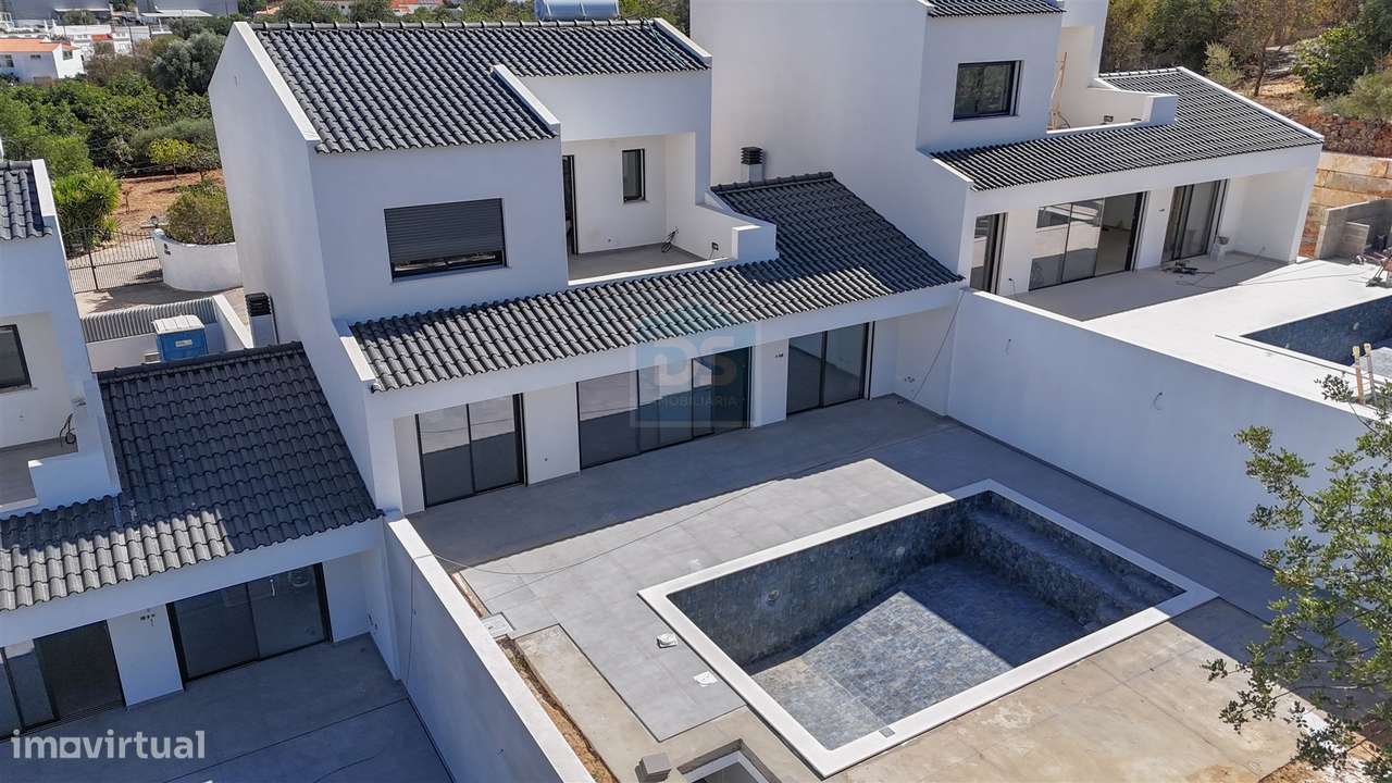 Moradia T3 Venda em Albufeira e Olhos de Água,Albufeira-2