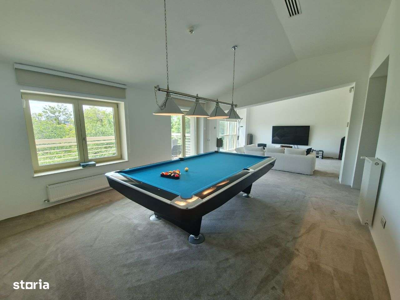 Vila deosebita la un pas de mare mobilata si utilata - Imagine principală: 5/20