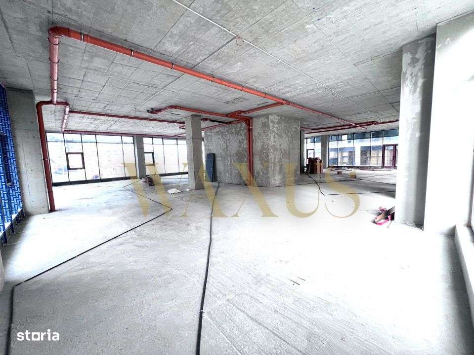 Spatiu Comercial in zona Centrala 600 mp / Floresti / Vad/ 90% Vitrat - Imagine principală: 4/6