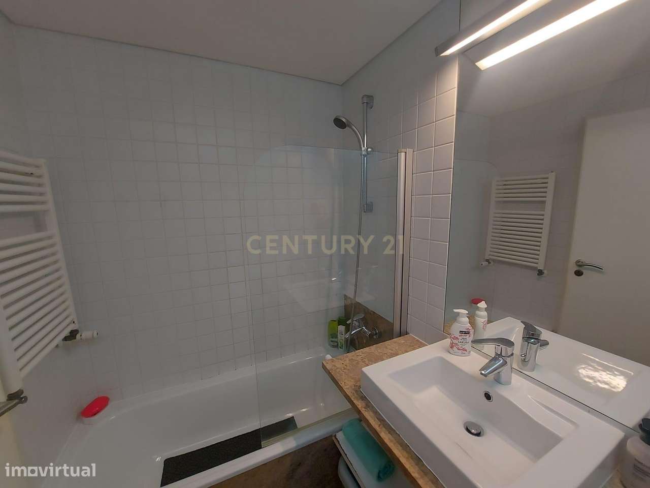 Apartamento T2 Moderno em Parque das Nações, Lisboa-11