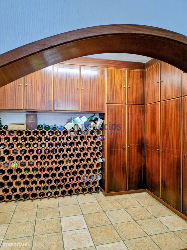 Moradia térrea - Bom estado de conservação-7