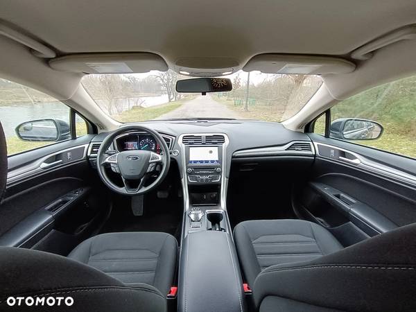 Ford Mondeo 2.0 Hybrid CVT - 15