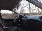 Ford Fiesta 1.3 Ambiente - 17