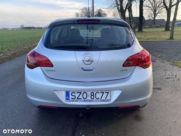 Opel Astra III 1.7 CDTI ecoFLEX - 6