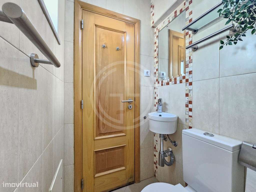 Moradia T3 com piscina e jardim comuns na Marina de Vilamoura-34