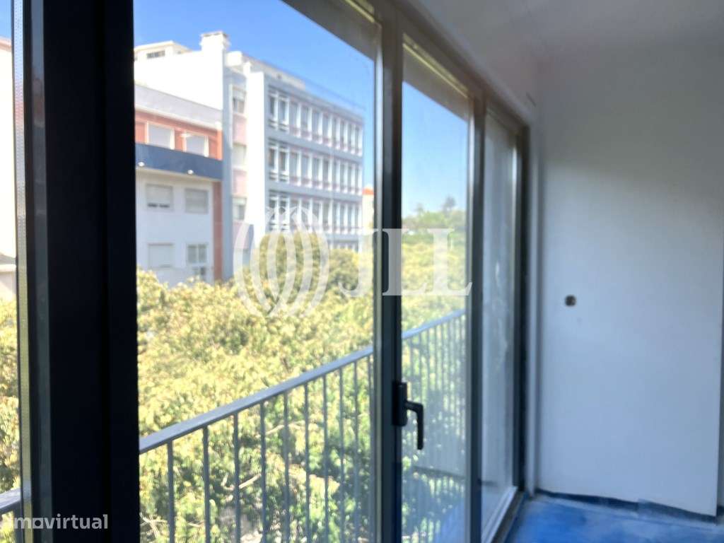 Apartamento T2, com estacionamento, em Alcântara, Lisboa - Grande imagem: 4/22