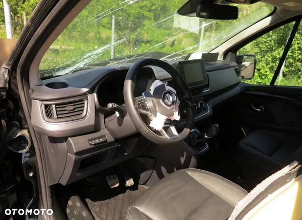 Renault Trafic SpaceClass 2.0 dCi EDC - 12