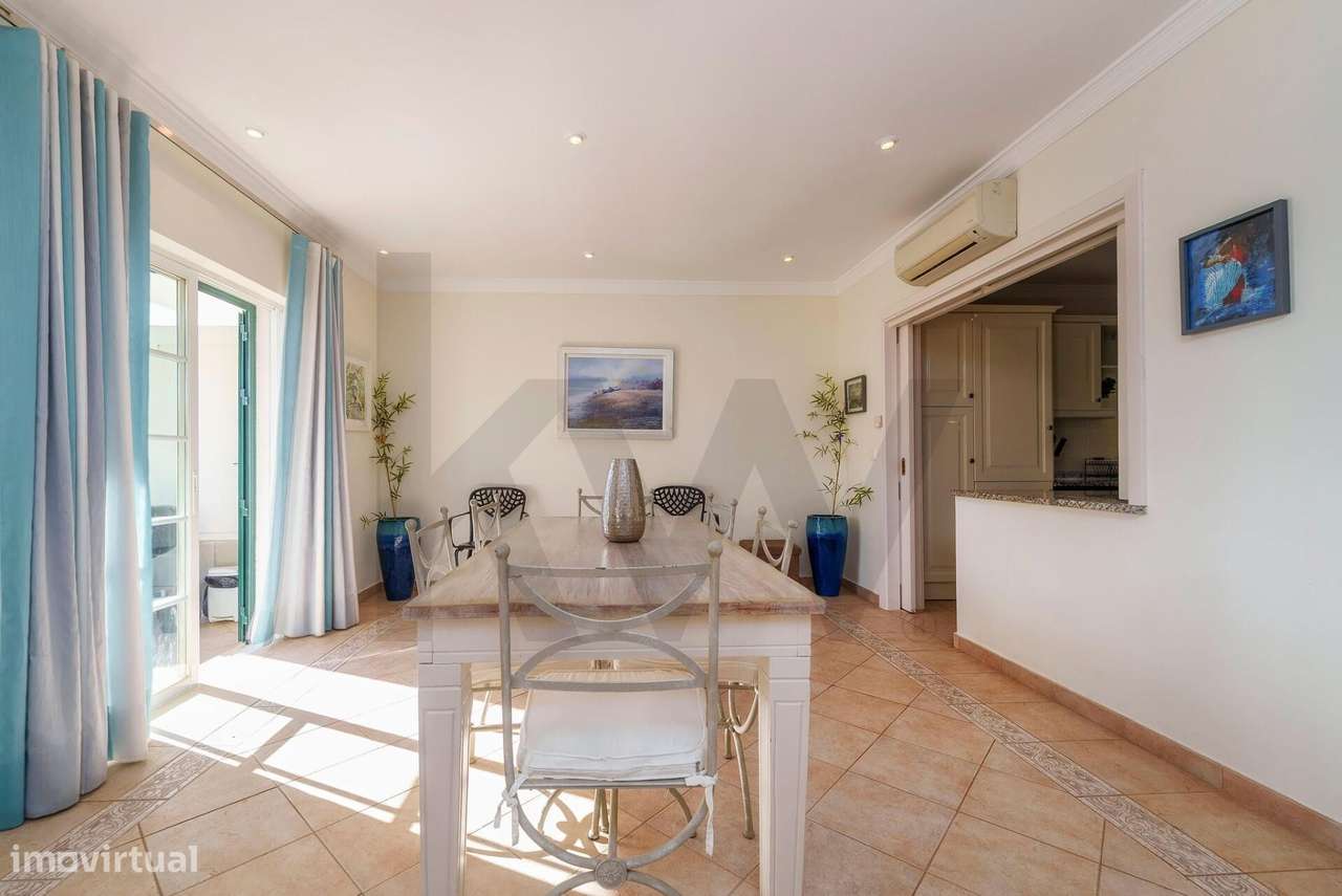 Apartamento T2 com terraço amplo virado a sul em Vale do Lobo, a 4 min-13