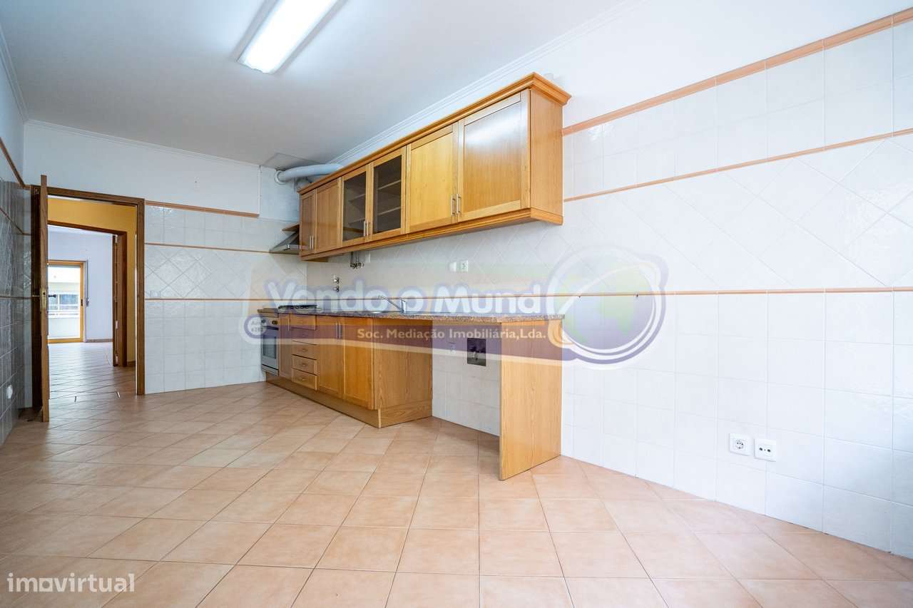 Apartamento T3 na Castanheira do Ribatejo (CAST041) - Grande imagem: 4/42