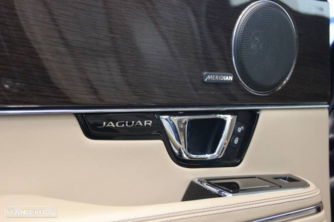 Jaguar XJ 3.0 D V6 Premium Luxury - 22