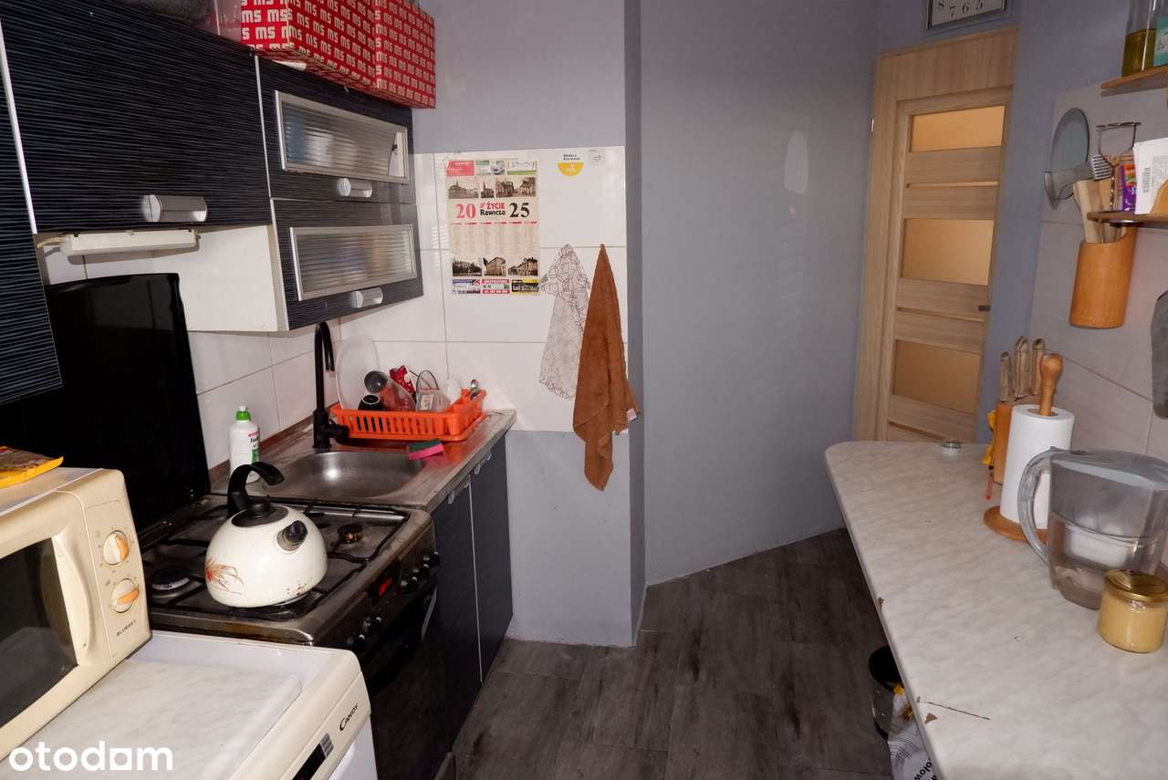 Trzypokojowe mieszkanie w bloku !!-10