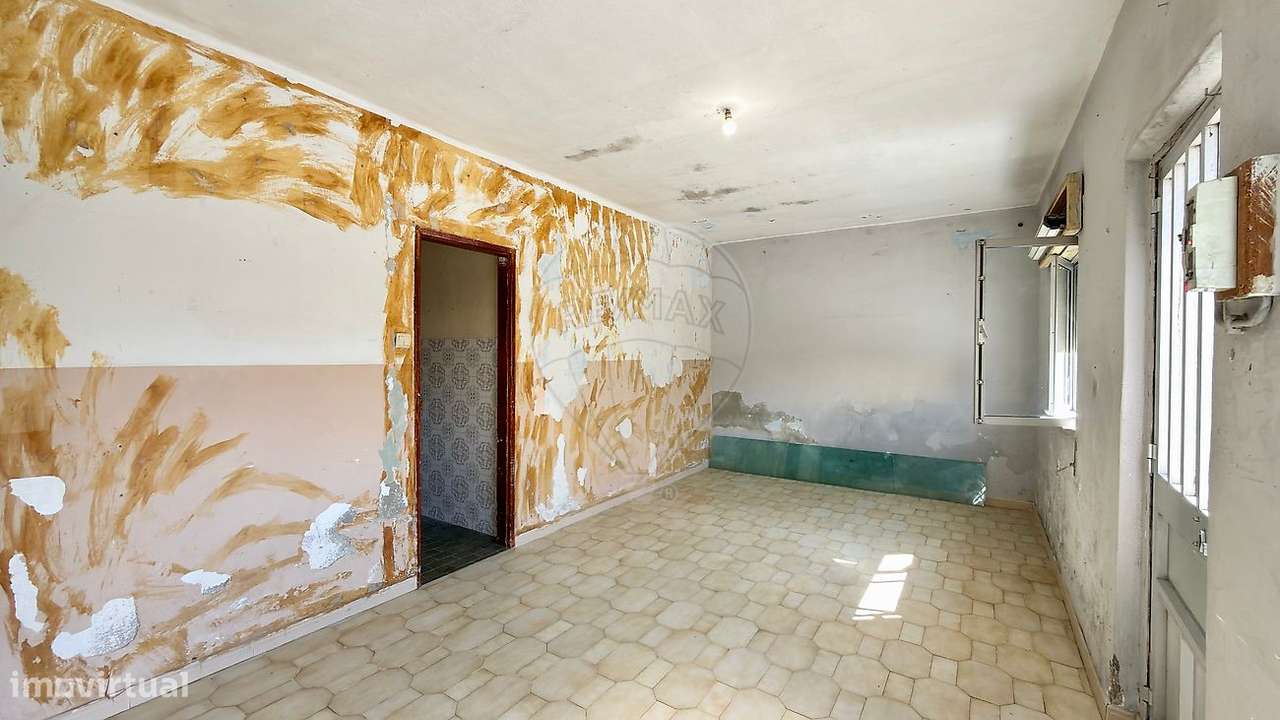 Moradia T2 para venda-8