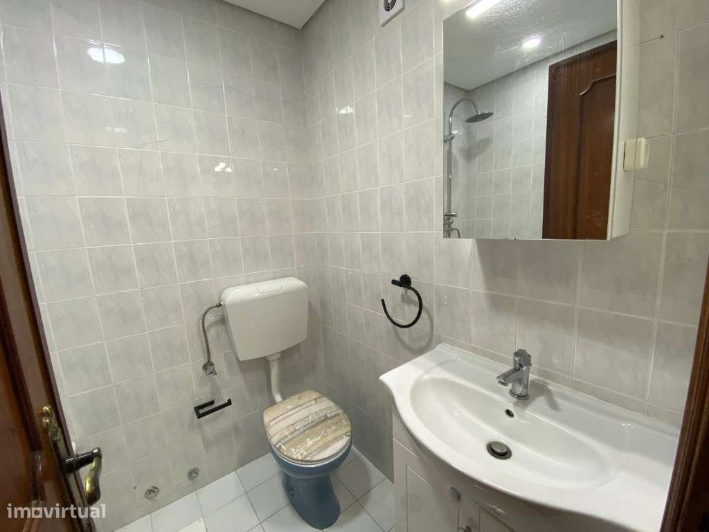 Apartamento T2 - 2.º Andar-11