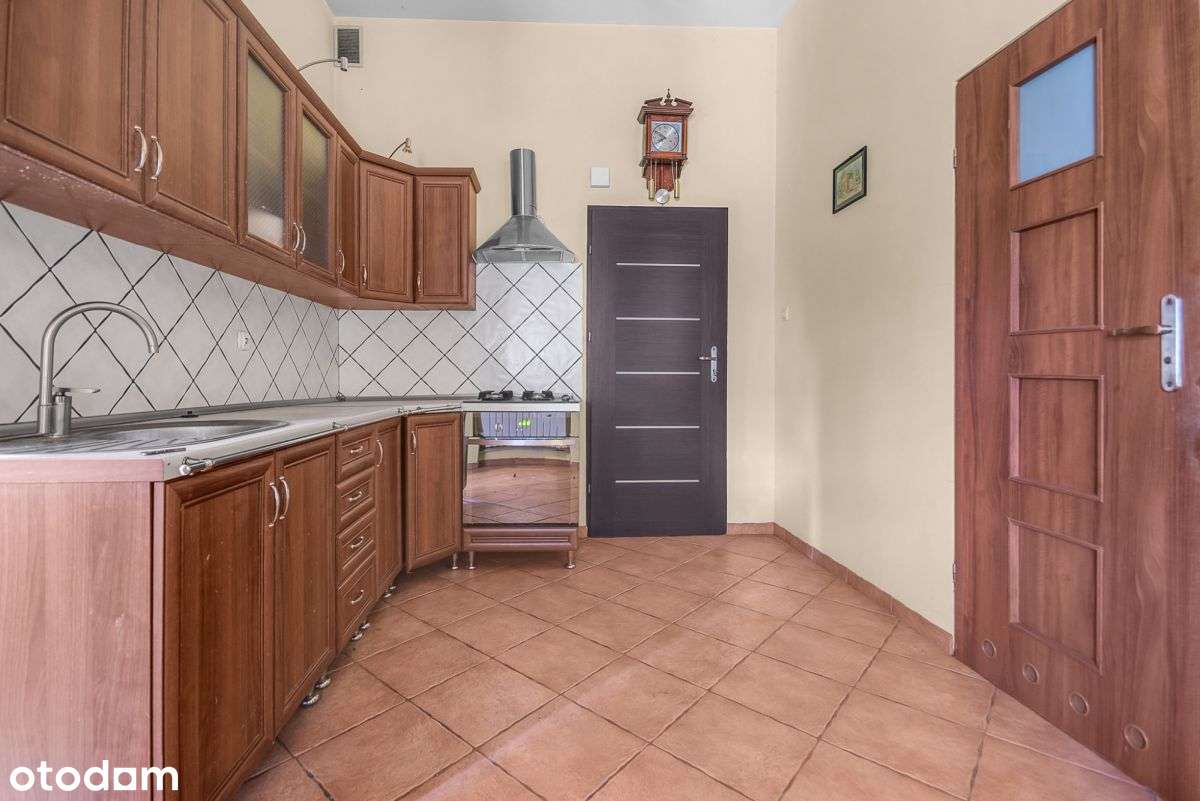 Zobacz: 1/2 domu + ogród, udział 2/3 Polecam.-7