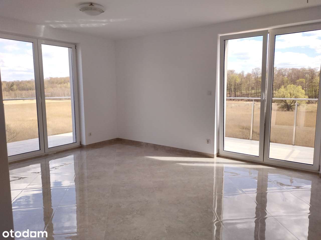 Do wynajęcia nowoczesne mieszkanie 3 pokoje z widokiem na park - Pełny obrazek: 2/12