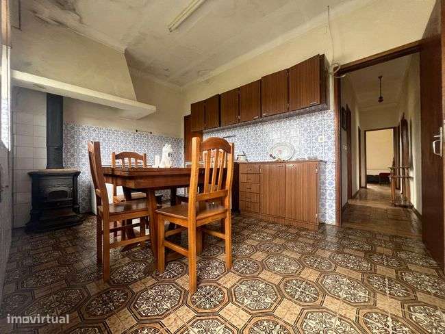 Moradia em Calvelo (Ponte de Lima) - A precisar de obras - Grande imagem: 5/22