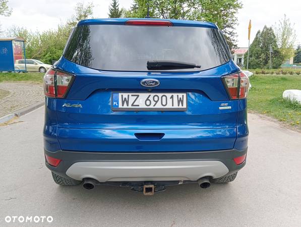 Ford Kuga - 4