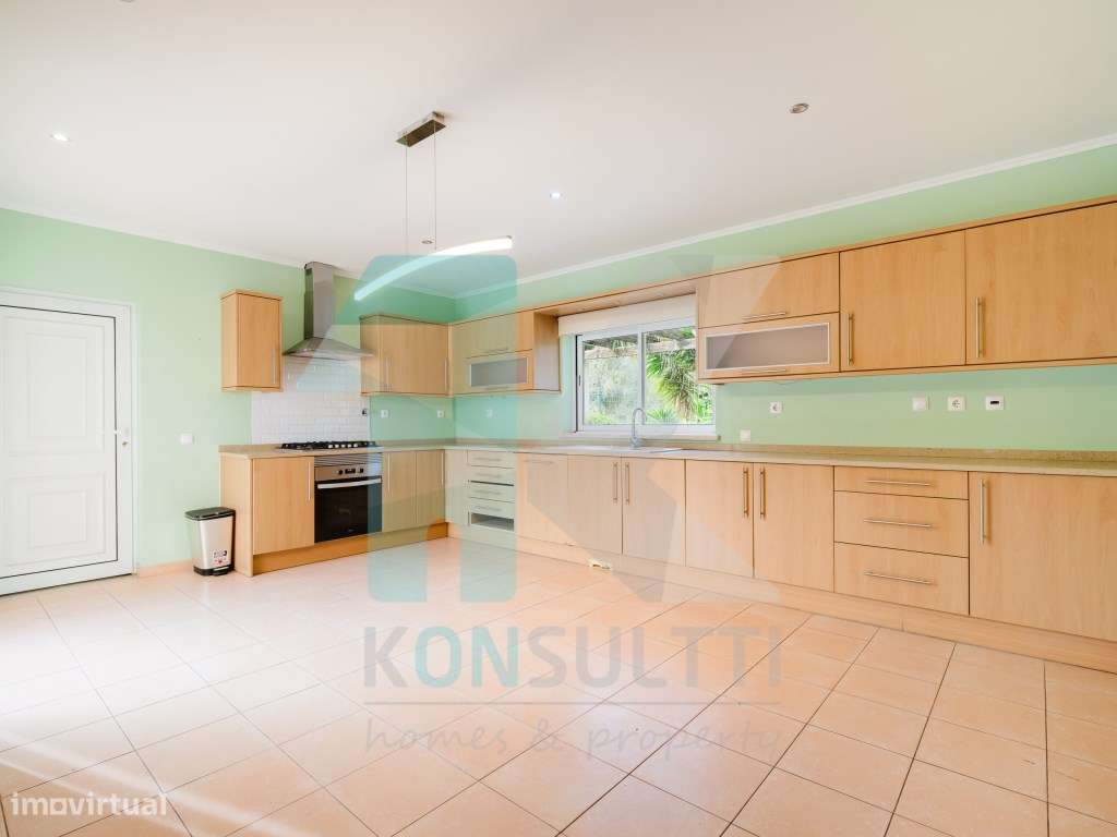 Moradia Isolada de Luxo com Piscina e Terreno de 1000 m² - Praia da...-12