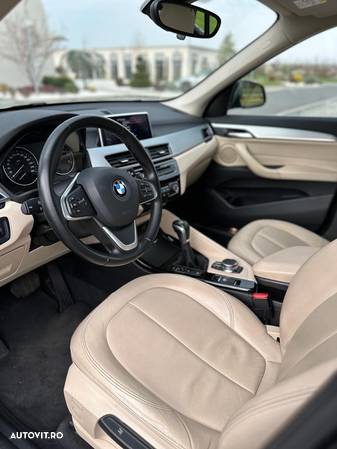 BMW X1 xDrive20d AT - 8