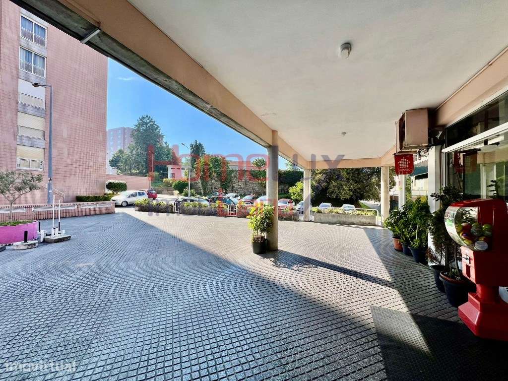 Loja ampla com Cafetaria em Águas Santas - Grande imagem: 4/22