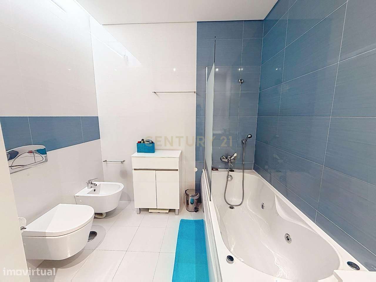 Apartamento T2 com varanda e garagem fechada na Nazaré.-34