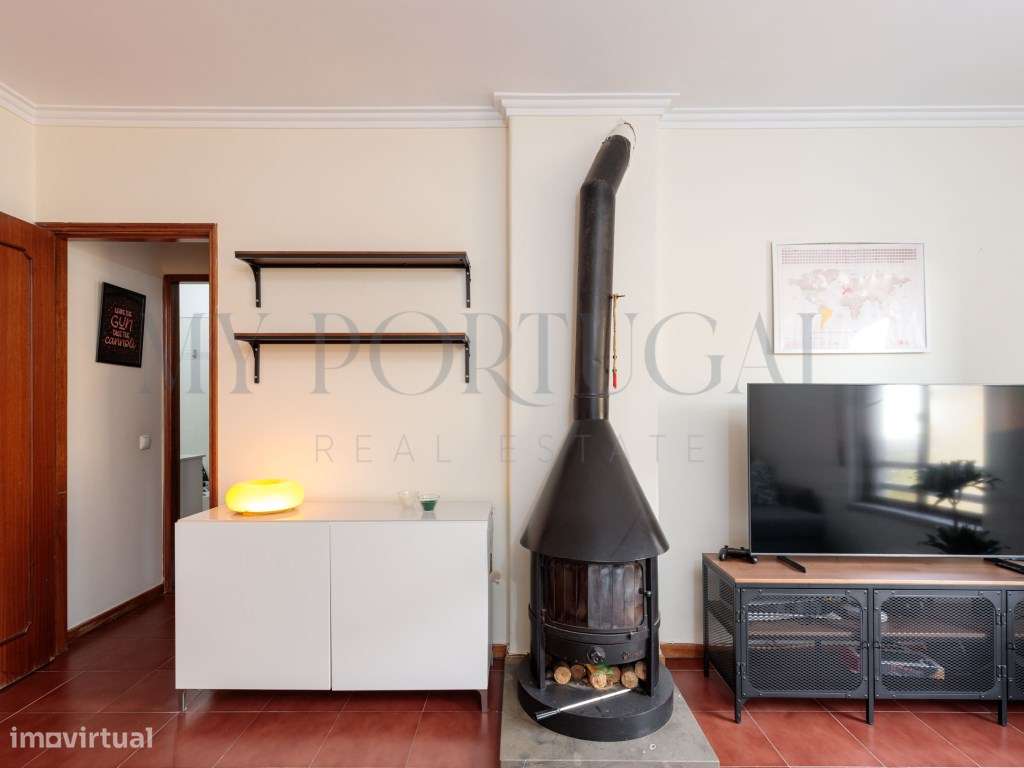 T1 Luminoso e Acolhedor com Vista Desafogada em Sassoeiros - Grande imagem: 3/20