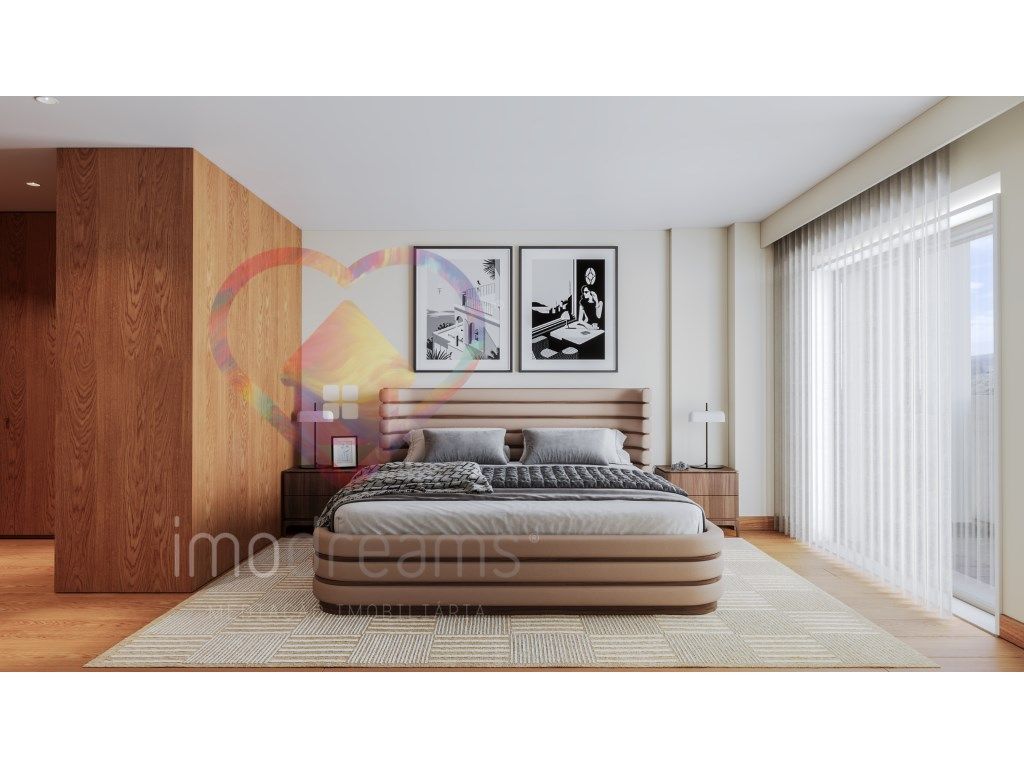 Apartamento T2 com Varandas em Vialonga, Lisboa