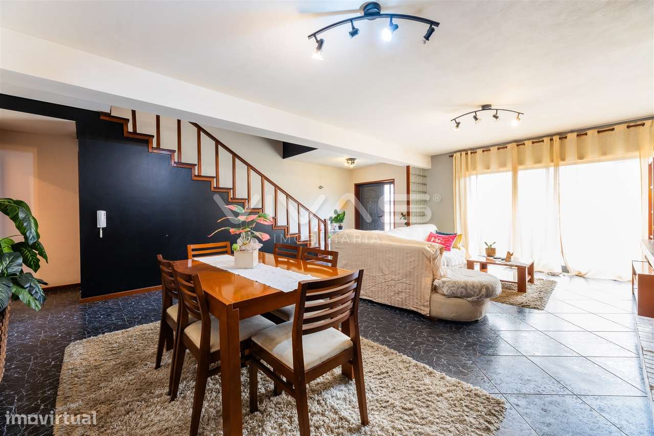 Moradia em Banda T3 Venda em Turiz,Vila Verde-5