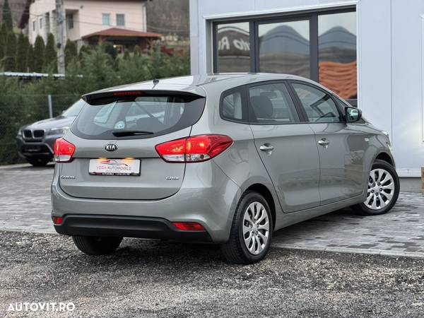 Kia Carens 1.7 CRDi 115 Dream Team Edition - 3