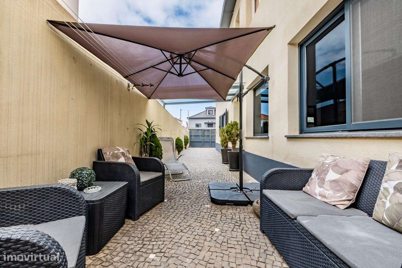 Andar de Moradia T3 com Grande Zona de Churrasco – Madalenas, Funchal-23