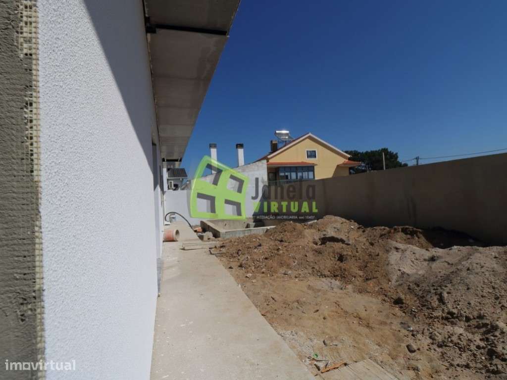 Moradia Isolada T3, PRONTA A ESCRITURAR, com Piscina, Quinta do Conde - Grande imagem: 3/19