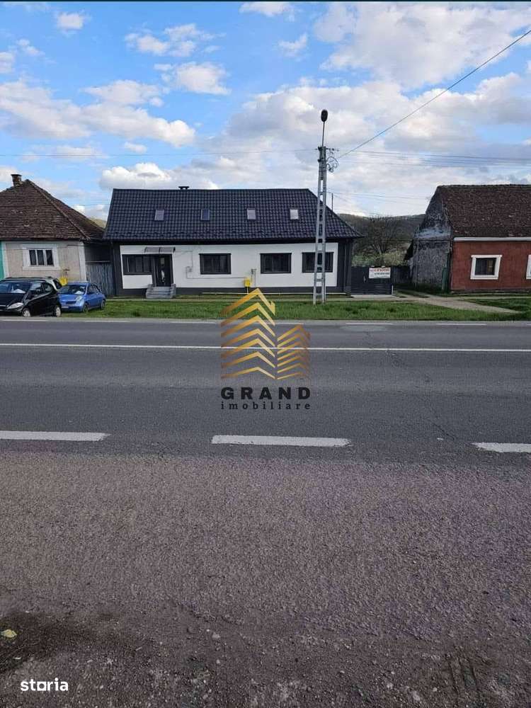 CASA ~ DE VANZARE - Imagine principală: 2/12