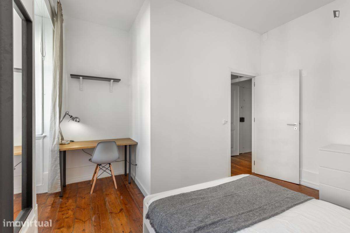 Quarto - localizado em Santos Lisbon - Grande imagem: 4/14