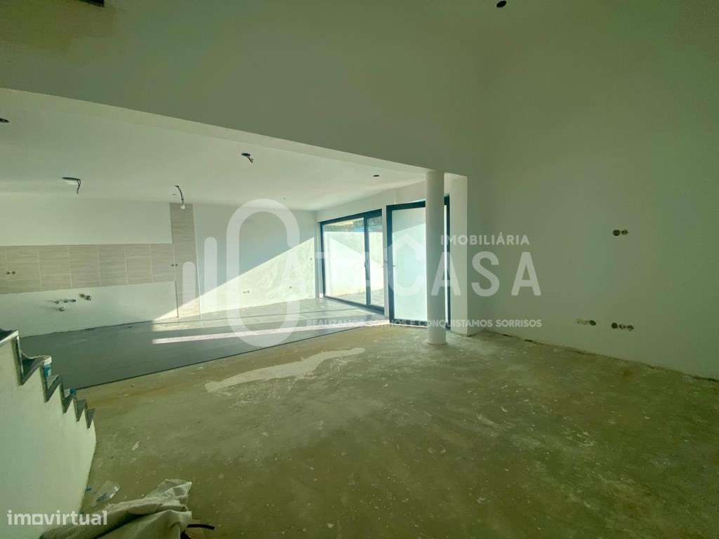 Moradia Geminada T3+1 Nova para Venda em Anadia - Grande imagem: 5/32