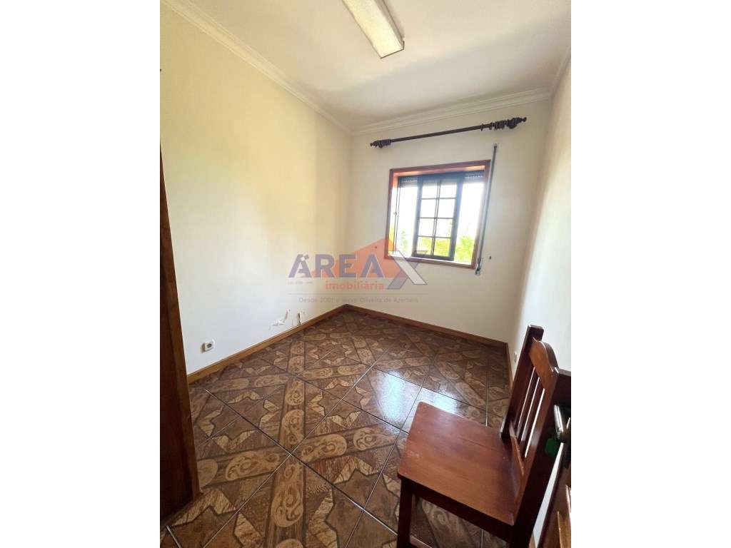 MORADIA BI-FAMILIAR-44