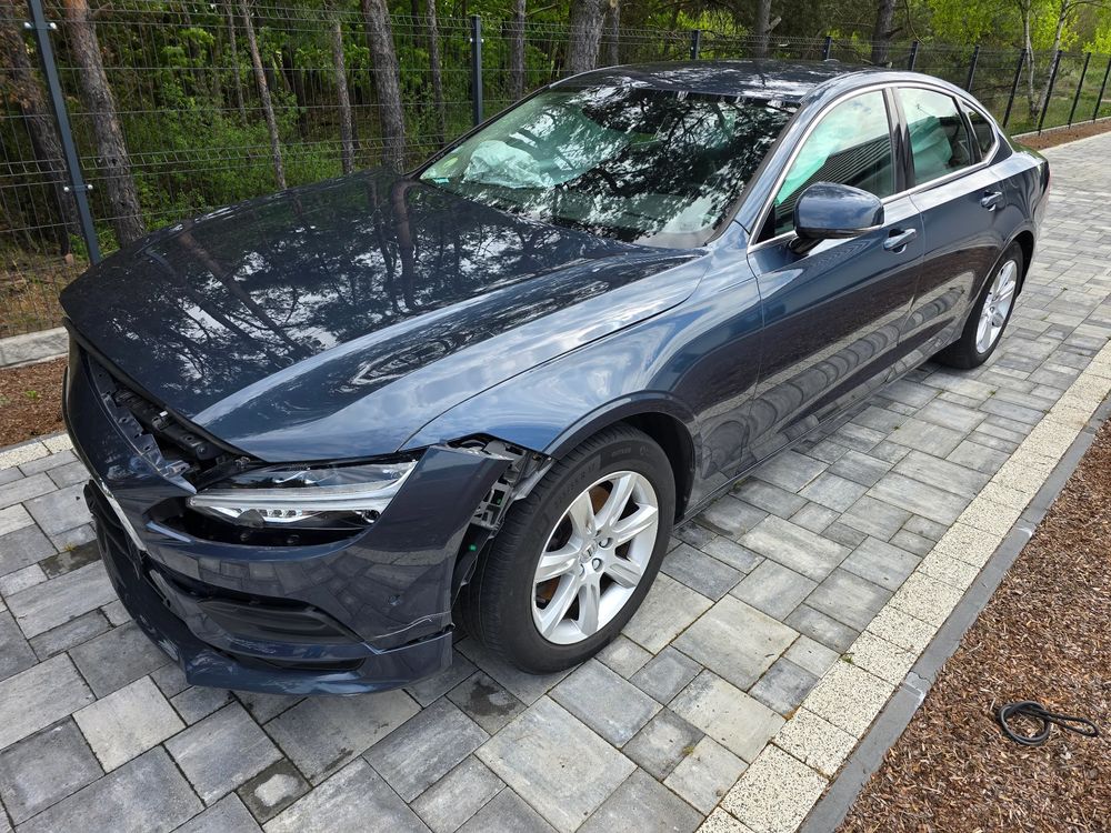 Volvo S90 D3 Geartronic Momentum Pro 2019
