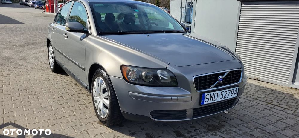 Volvo S40